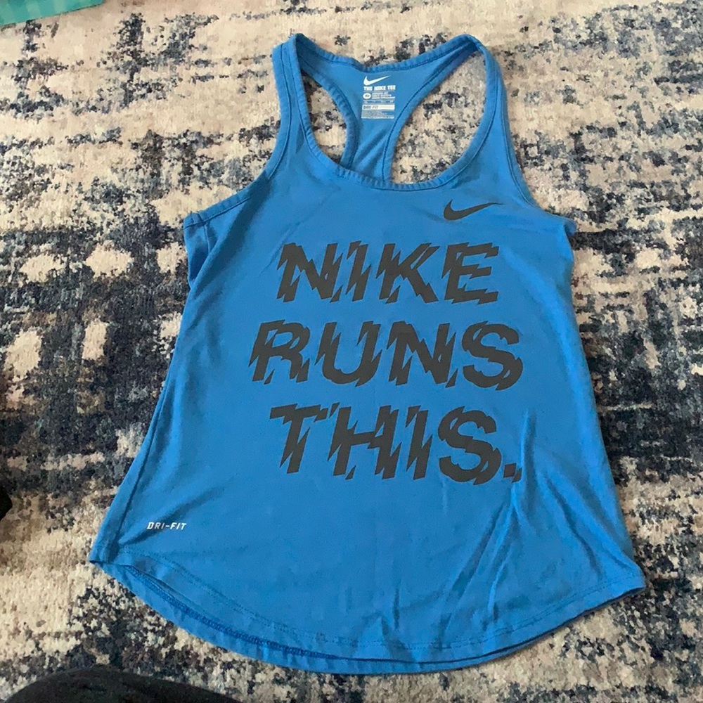 Nike tank